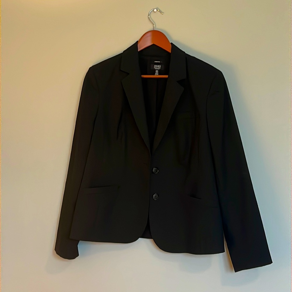 JONES BLACK BLAZER